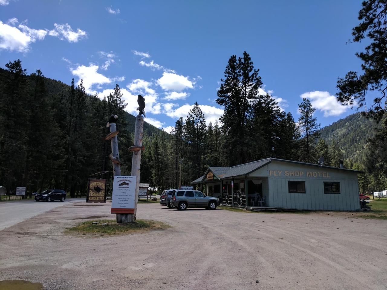 Rock Creek Mercantile & Motel Clinton Екстер'єр фото